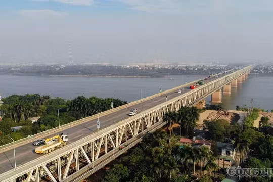 Sửa chữa cầu Thăng Long, phương tiện di chuyển thế nào?