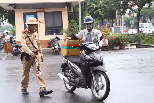 Hà Nội: Xử lý 312 trường hợp vi phạm trật tự, an toàn giao thông đường sắt