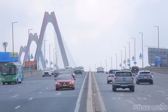 Duy trì khoảng cách an toàn khi lưu thông trên Vành đai 3 và các cầu trọng điểm