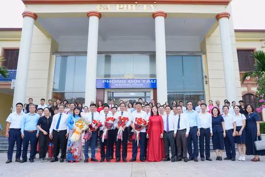 Đường sắt Vinh - Hà Nội bổ sung đón/trả khách tại ga Phủ Lý