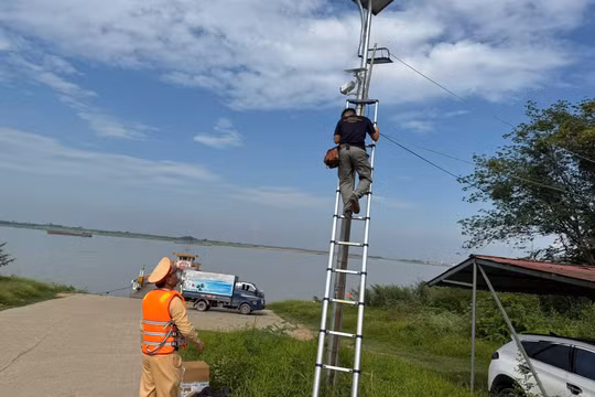 Hà Nội: Bảo đảm an toàn giao thông đường thủy tại các bến khách