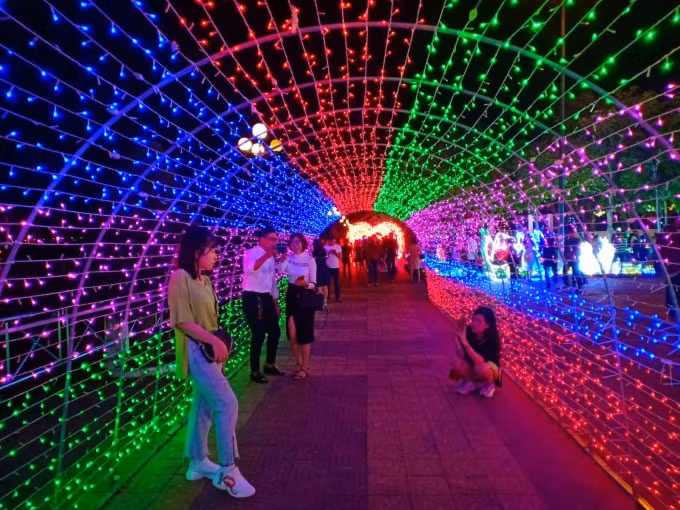 Cần Thơ tạm dừng sự kiện ra mắt tuyến phố đi bộ Ninh Kiều vào 18 giờ ngày 1/5 (Ảnh: Báo Cần Thơ)