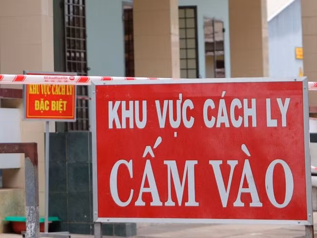 Tỉnh Hưng Yên đang khẩn trương truy vết các trường hợp tiếp xúc gần để cách ly, đồng thời triển khai nhanh các biện pháp phòng chống dịch bệnh. Ảnh: TL