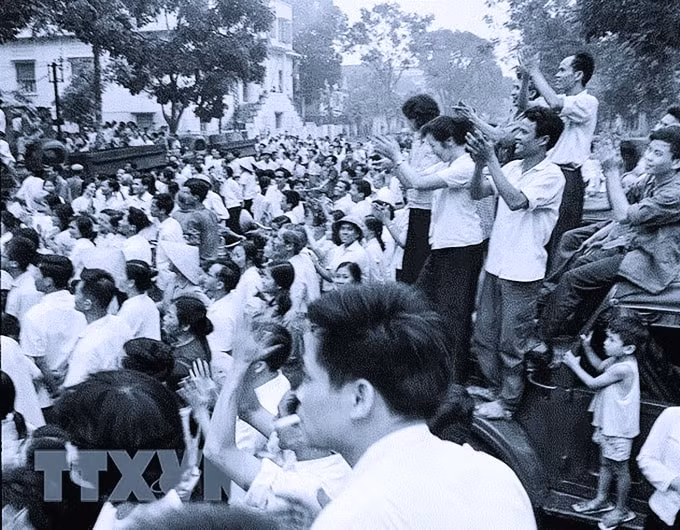 ha noi ngay 30 4 1975 nhung ky uc khong phai hinh 1