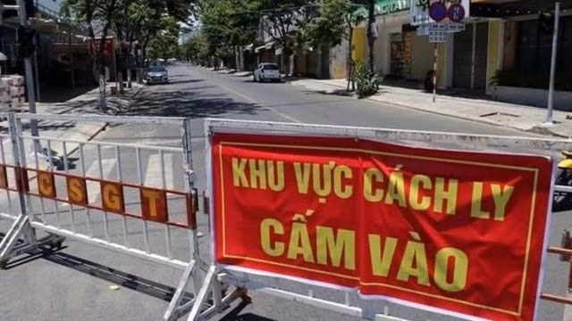 Hiện nay khu vực hai bà cháu mắc COVID-19 đã được phong tỏa (ảnh nguồn internet).