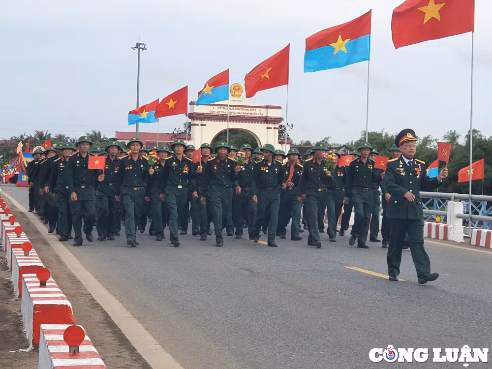 chu tich nuoc nguyen xuan phuc du le thuong co thong nhat non song tai quang tri hinh 4