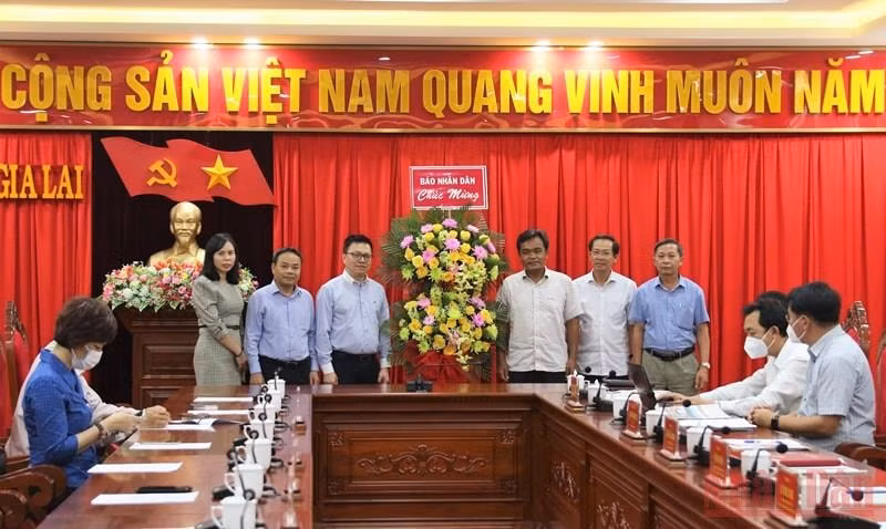 se tang cuong ho tro hoi nha bao tinh co quan bao chi dia phuong cac hoat dong trao doi thong tin nghiep vu hinh 2