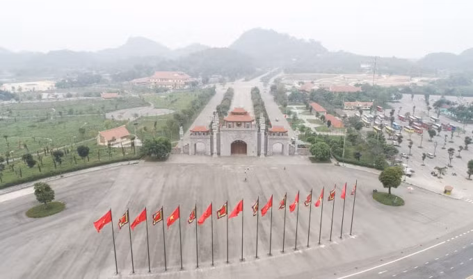 chuyen dong du lich quang binh hao huc don du khach quang ninh san sang cho van hoi moi hinh 3