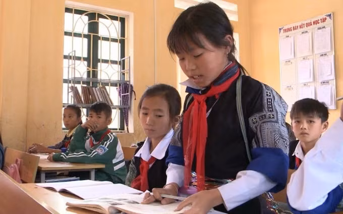 ban hanh va trien khai ke hoach phat trien giao duc vung dtts va mien nui thuoc chuong trinh muc tieu quoc gia hinh 1