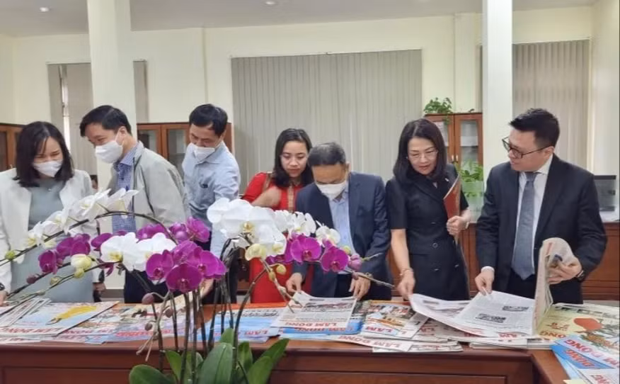 hoi nha bao viet nam bao nhan dan se tang cuong ho tro toi da cac co quan bao chi dia phuong doi moi hinh 2