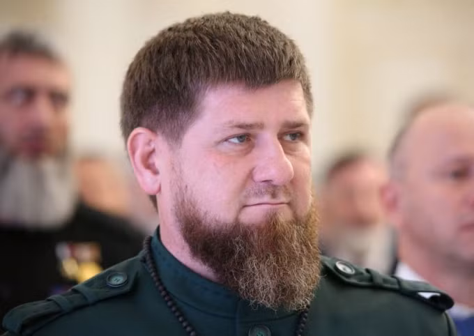 nha lanh dao chechnya noi da den ukraine tham chien hinh 1