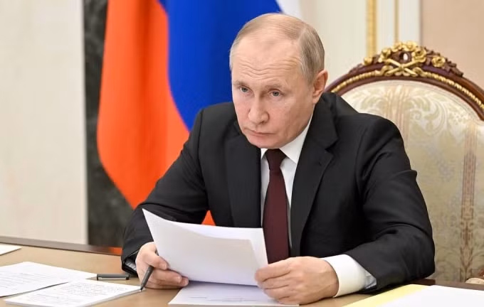 tong thong putin keu goi phuong tay khong do loi cho nga ve viec tang gia nang luong hinh 1