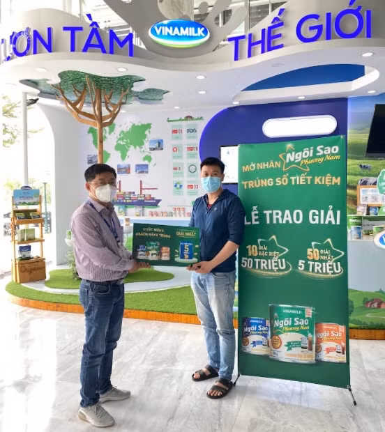 nguoi tieu dung vui nhu hoi khi bat ngo nhan giai thuong lon tu ngoi sao phuong nam hinh 2