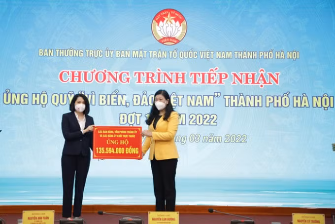 ha noi tiep nhan gan 26 ty dong ung ho quy vi bien dao viet nam hinh 1