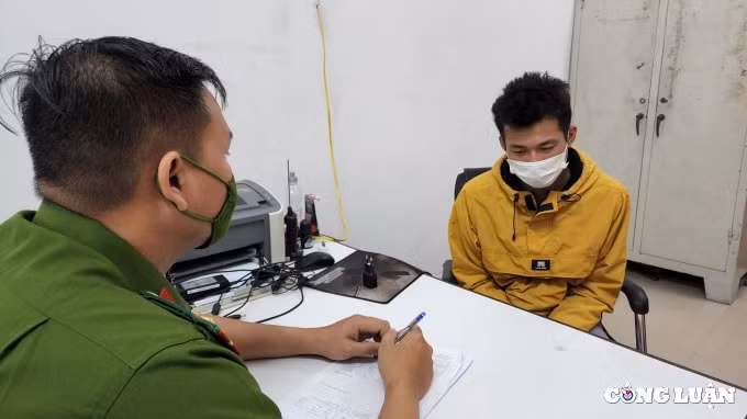 da nang bat doi tuong lua dao mua ban que test covid 19 gia re hinh 1