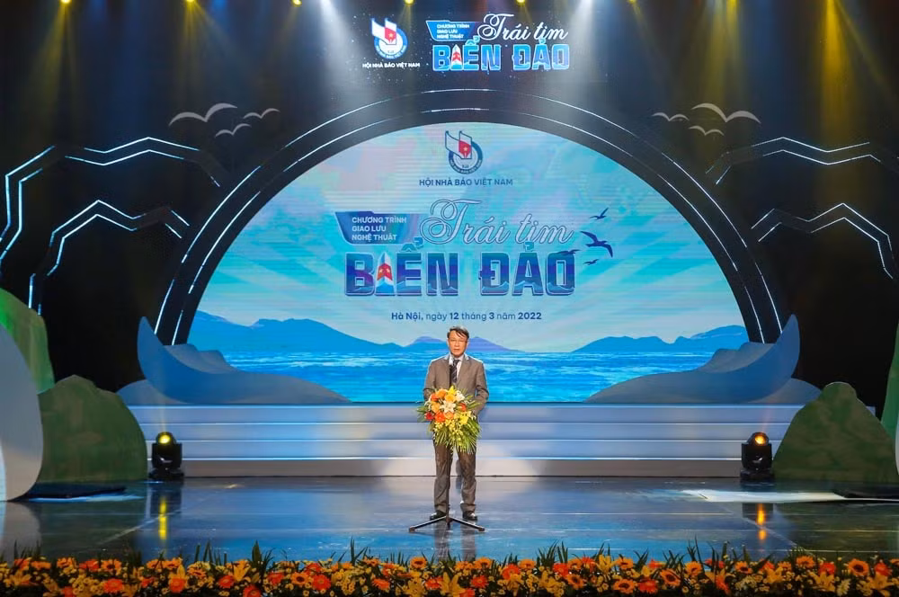 chuong trinh giao luu nghe thuat trai tim bien dao nhan len niem tu hao ve tinh yeu bien dao que huong hinh 2