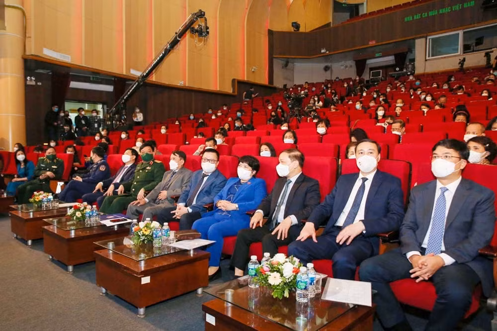 chuong trinh giao luu nghe thuat trai tim bien dao nhan len niem tu hao ve tinh yeu bien dao que huong hinh 1