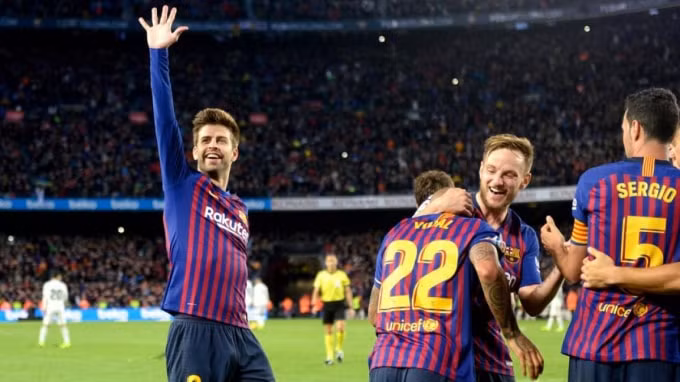 top 10 tran sieu kinh dien dang nho giua real vs barca hinh 6