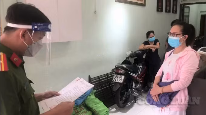chu tiem vang tai tp hcm bi bat vi lien quan trum buon lau muoi tuong hinh 1