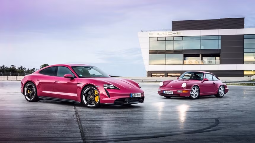 Porsche Taycan 2022. Ảnh: Carscoops