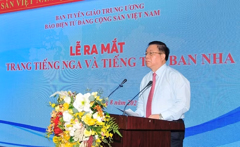 le ra mat trang tieng nga va tieng tay ban nha cua bao dien tu dang cong san viet nam hinh 2