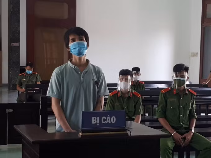 Bị cáo Ngô Công Trứ
