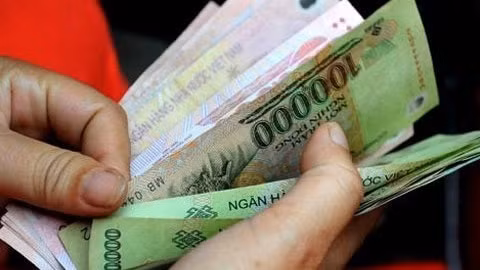 Lào Cai xử phạt 15 triệu đồng phó giám đốc doanh nghiệp Hà Nội tụ tập đông người không đeo khẩu trang. Ảnh minh họa
