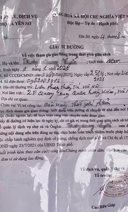 Hình ảnh giấy đi đường của người bán cá bị phường Tràng Tiền thu giữ. Ảnh: tintuc.vn