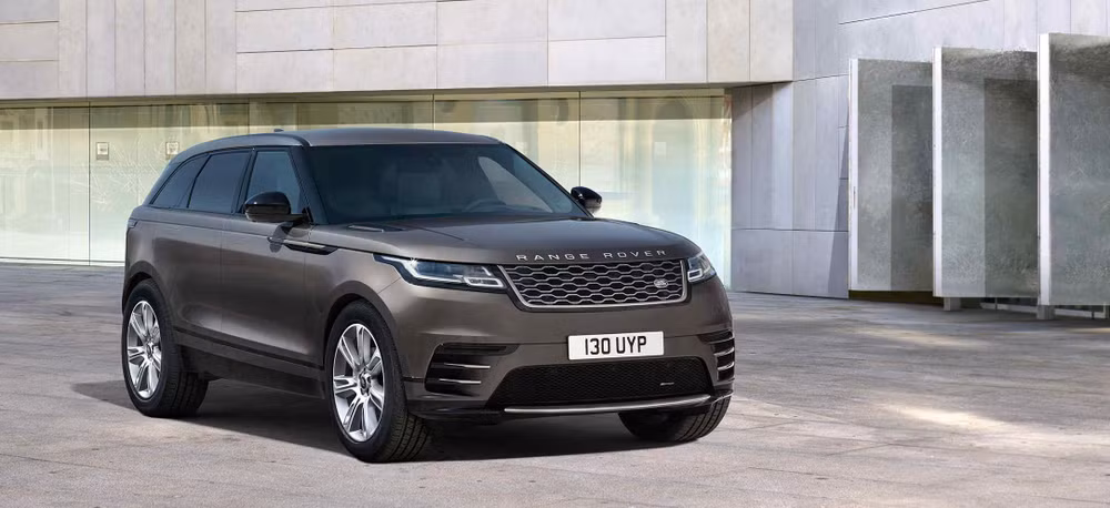 range rover velar 2022 ra mat co them phien ban auric mau vang dac biet hinh 1