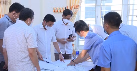 Bí thư Tỉnh ủy Thanh Hóa chỉ đạo công tác chống dịch tại xã Tế Nông, huyện Nông Cống