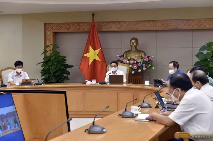 Phó Thủ tướng Vũ Đức Đam chủ trì cuộc họp.