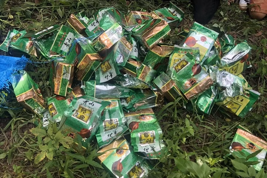 Hình ảnh 46kg ma túy đá được phát hiện. Ảnh: laodong.vn