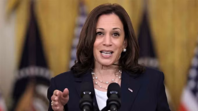 Phó Tổng thống Hoa Kỳ Kamala Harris đến Singapore vào ngày 22 tháng 8, trước khi chuyển sang Việt Nam vào ngày 24 tháng 8 - Ảnh: Reuters