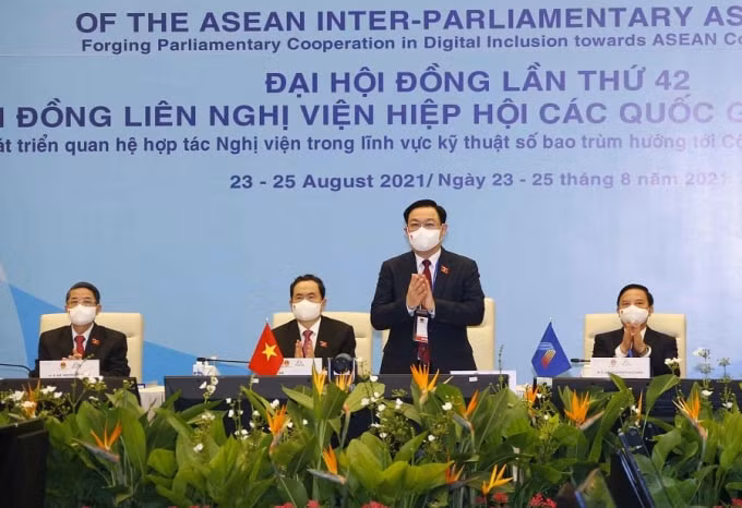 Chủ tịch Quốc hội Vương Đình Huệ kêu gọi AIPA đoàn kết, trách nhiệm để kiểm soát đại dịch Covid-19.