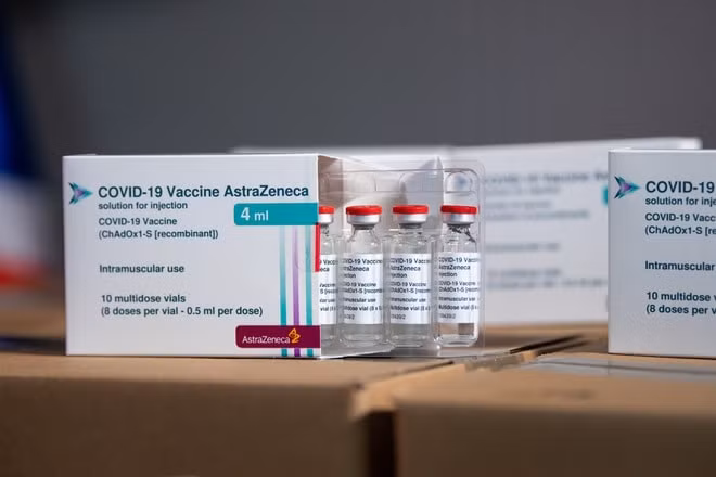 Hơn 1 triệu liều vắc xin COVID-19 của AstraZeneca đã được bàn giao cho Bộ Y tế. Ảnh: dantri