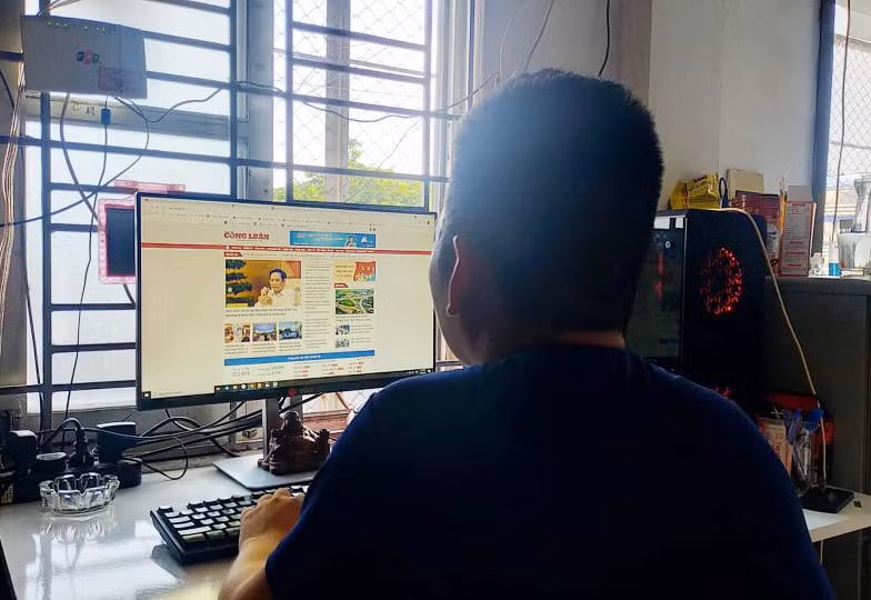 Theo anh Phạm Cường, làm việc tại nhà trong thời gian giãn cách nên cố gắng sắp xếp thời gian sao cho thật hợp lý. Ảnh: NVCC