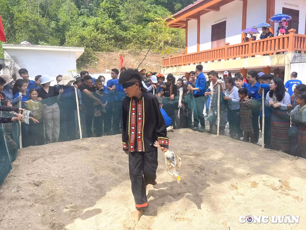 chung vui tet lap lo voi dong bao dan toc chut o ha tinh hinh 5