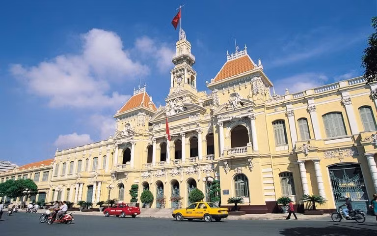 loat chi thi thuc day tang truong kinh te tp hcm den nam 2025 hinh 1