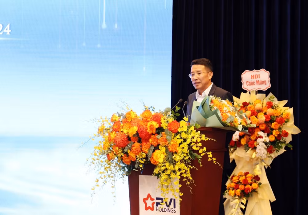 pvi to chuc thanh cong dhdcd bat thuong thong qua cong tac nhan su cap cao hinh 4