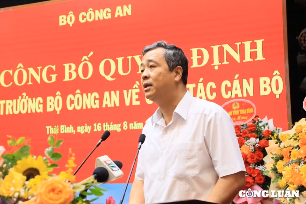 cong bo quyet dinh bo nhiem giam doc cong an tinh thai binh hinh 4