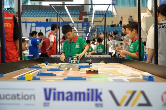 vinamilk dong hanh cung hon 1500 tai nang tre trong cuoc thi robotacon wro 2024 hinh 6