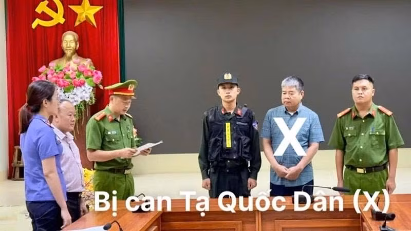 bat pho giam doc va thu kho trong vu no min lam 2 cong nhan thuy dien thuong vong hinh 1