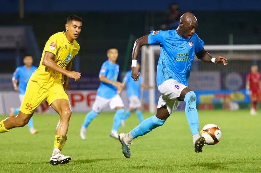 bi fifa ra lenh cam mot cau lac bo cua v league doi mat nguy co xuong hang hinh 1