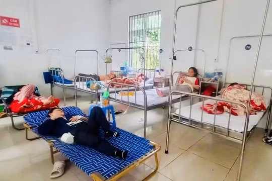 Bộ Y tế yêu cầu khẩn trương làm rõ vụ nghi ngộ độc bánh mì ở Gia Lai