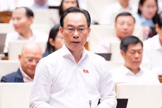 Bộ trưởng Hoàng Minh Sơn: Sẽ cung cấp sách giáo khoa miễn phí, dùng chung từ năm học 2028-2029 
