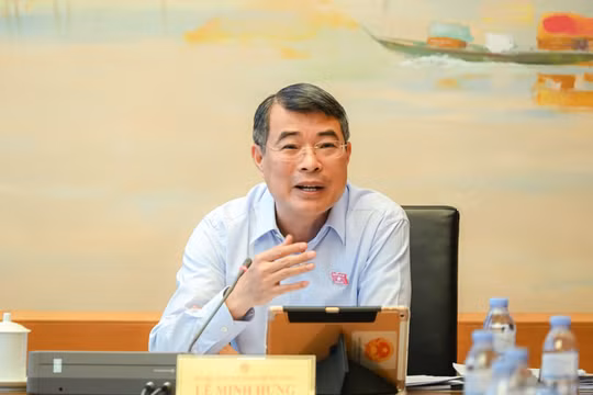 Thủ tướng: Sẵn sàng thay cán bộ không đáp ứng yêu cầu, nỗ lực chia sẻ áp lực lạm phát với người dân 