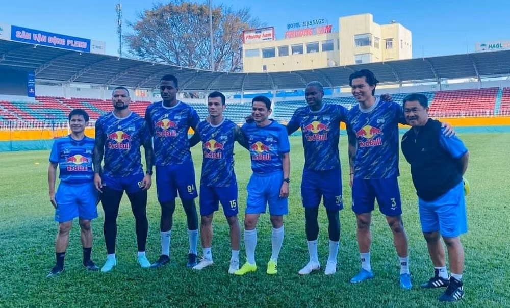 nhieu doi bong vleague khai xuan san sang cho mua giai 2022 hinh 1