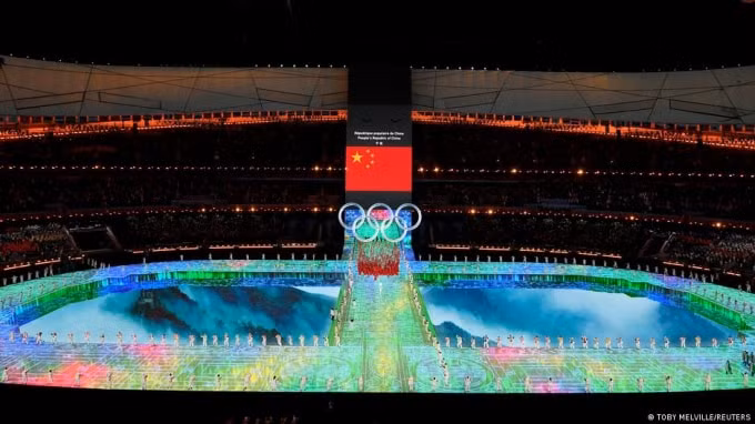 le khai mac olympic mua dong bac kinh 2022 lung linh nhieu mau sac hinh 9
