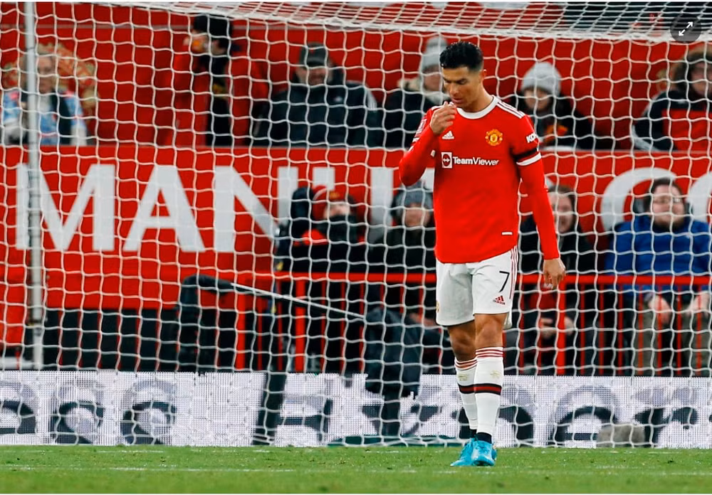 ronaldo hong phat den lan thu 4 man utd bi loai khoi fa cup hinh 3