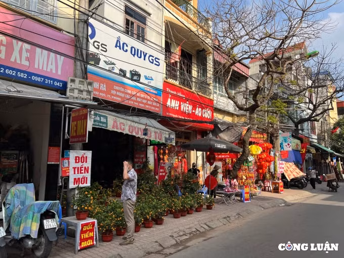 soi dong thi truong doi tien le dau nam hinh 2